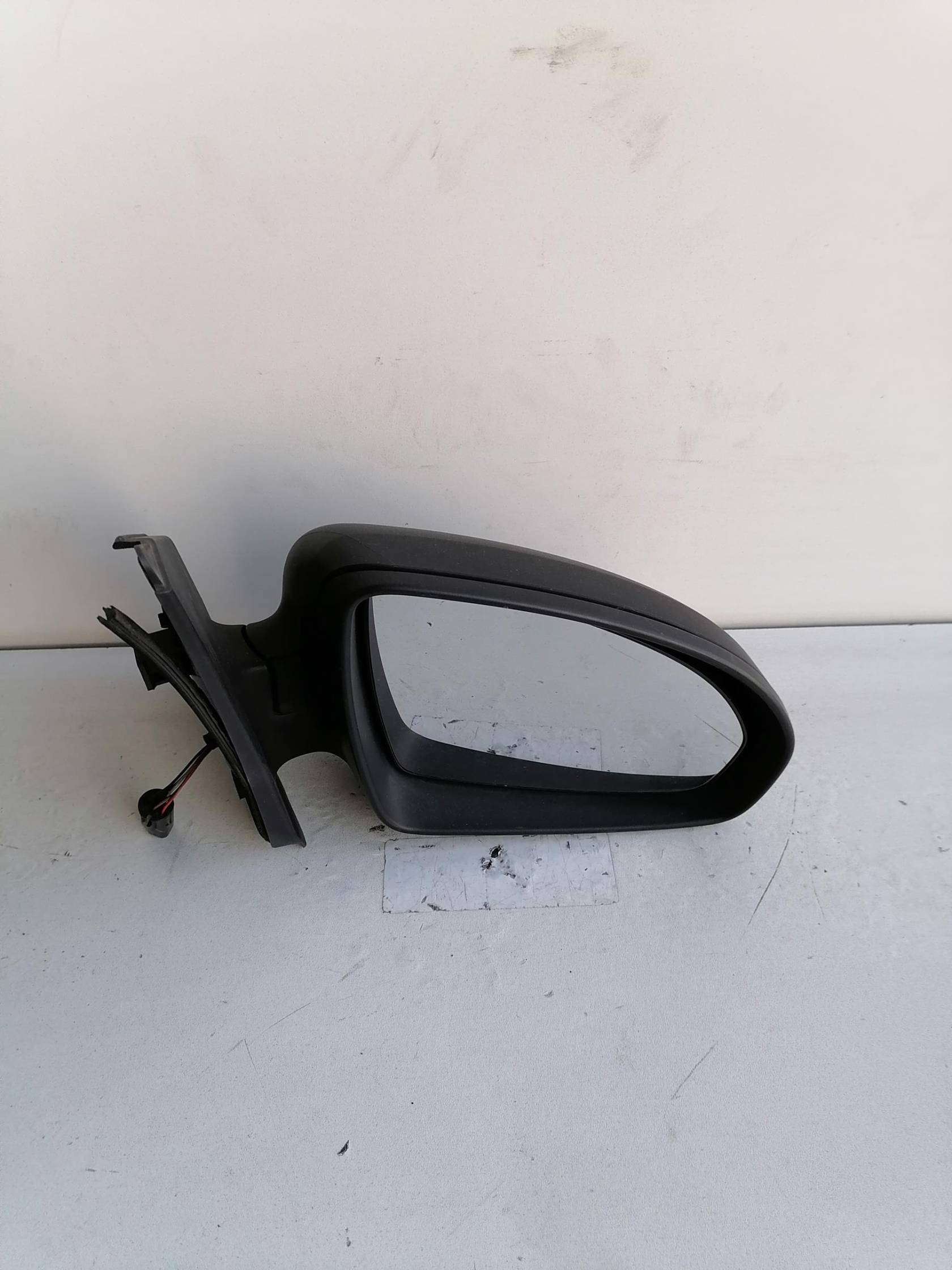 Retrovisore est. regolaz. elettr. dx.